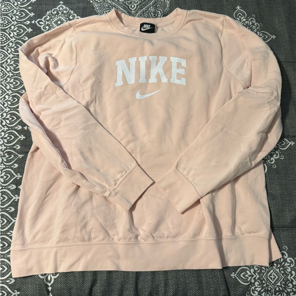 Nike Soft Pink Crewneck Sweatshirt
